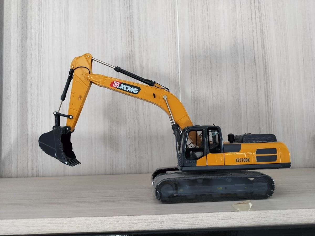 حفارات JCB