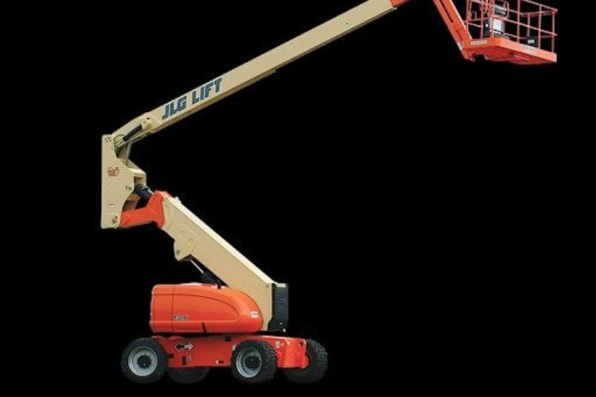أعمال ارتفاعات على الهياكل